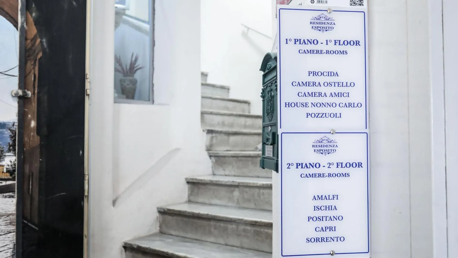 Residenza Esposito Ξενοδοχείο Νάπολη 0*,