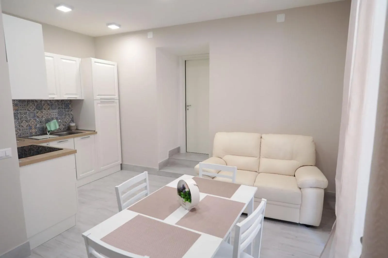 ホテル Residenza Esposito ナポリ 0*,